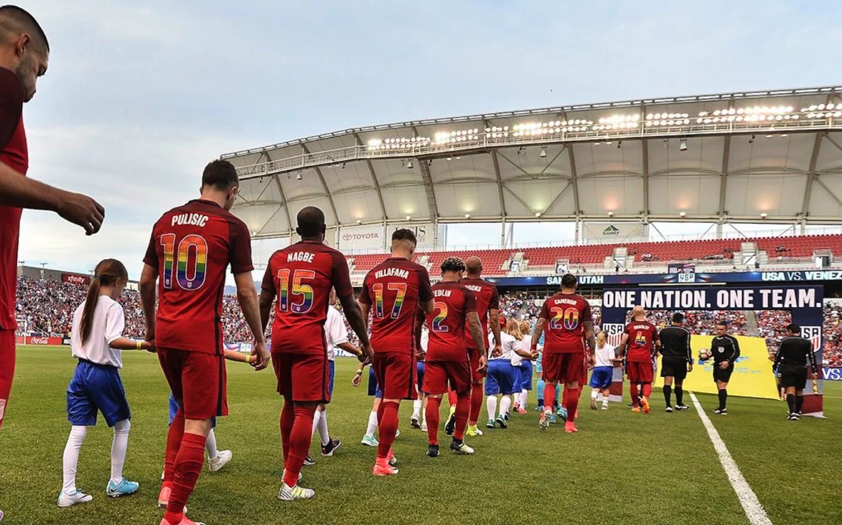 СОККЕР В США. Pride футбол. Pride USA Soccer Jersey. Гордость футбола