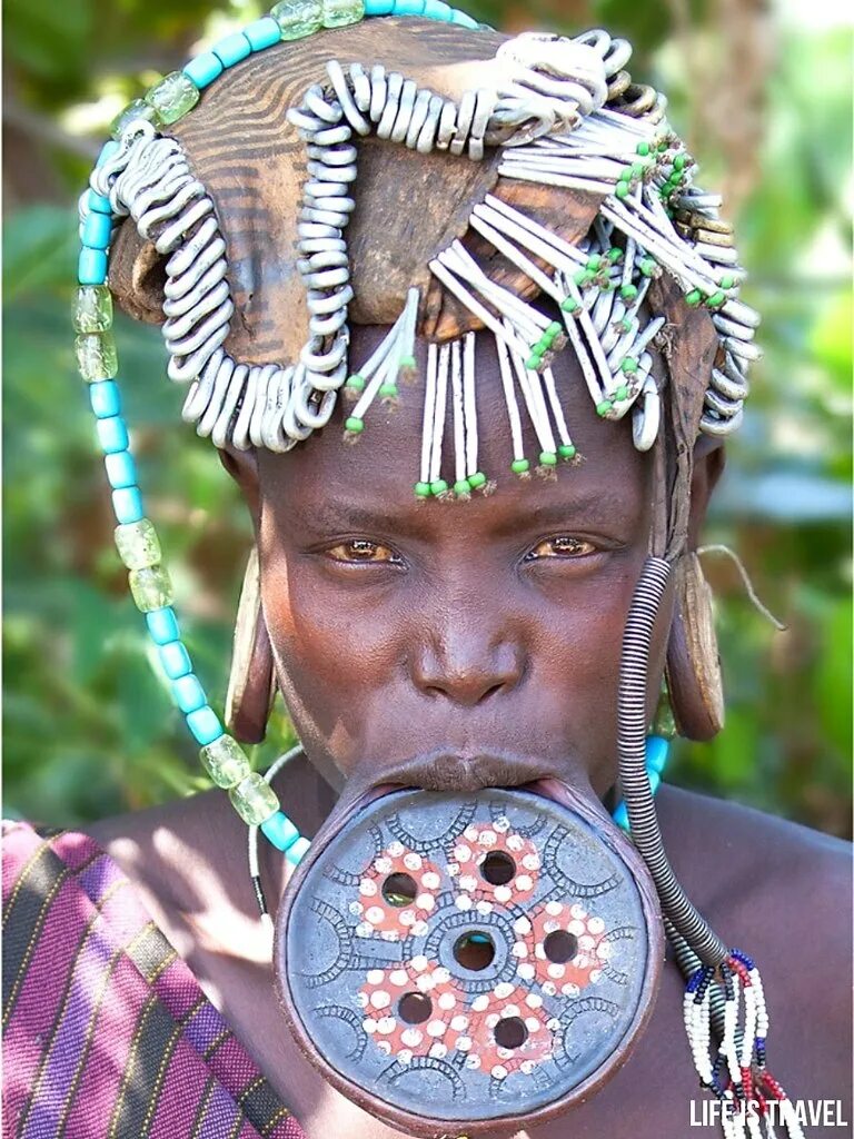 Девушки племен африки