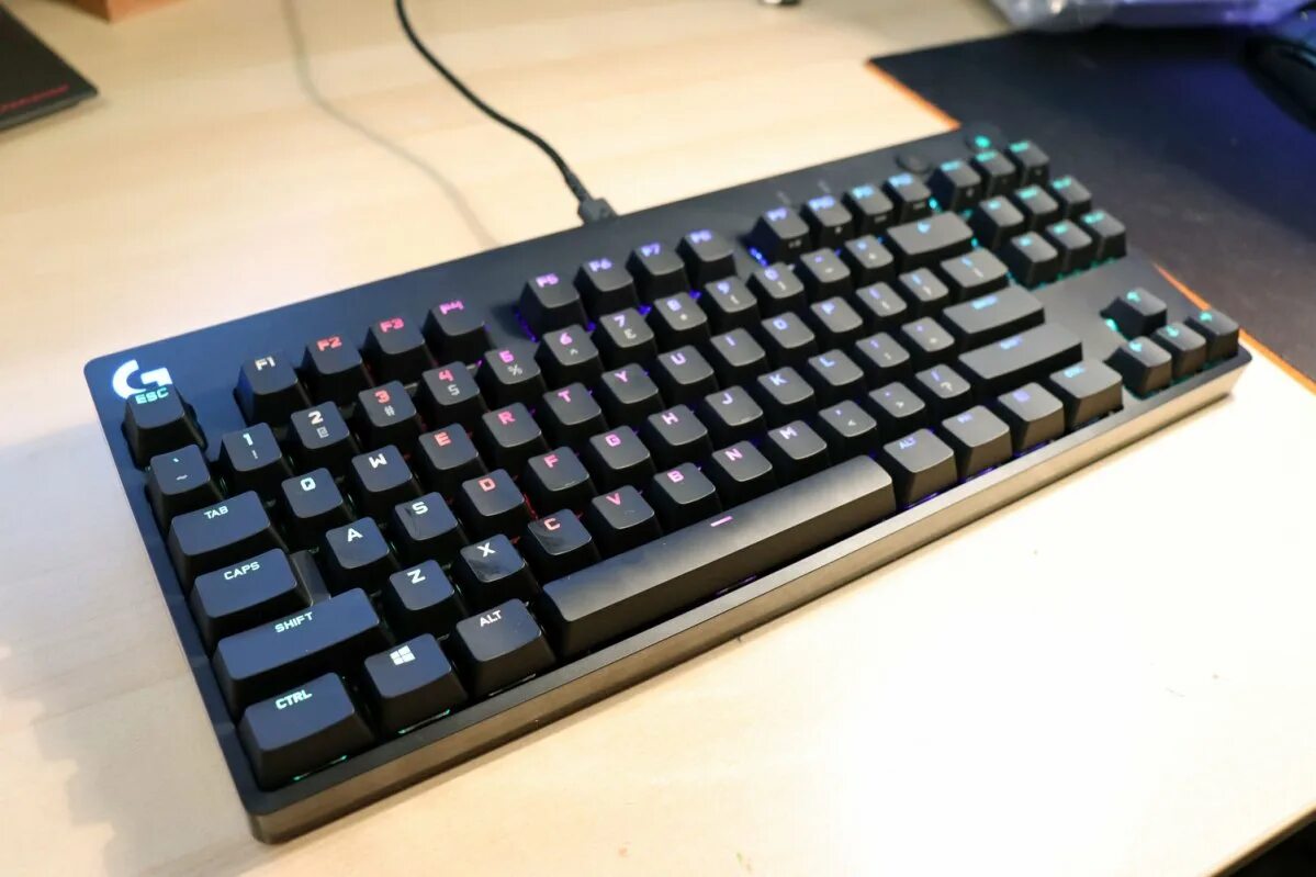 Logitech g pro x tkl. Клавиатура Logitech g Pro x Mechanical Keyboard. Клавиатура Лоджитек g Pro. Клавиатура Logitech Apex 2. Logitech g Pro x Keyboard.