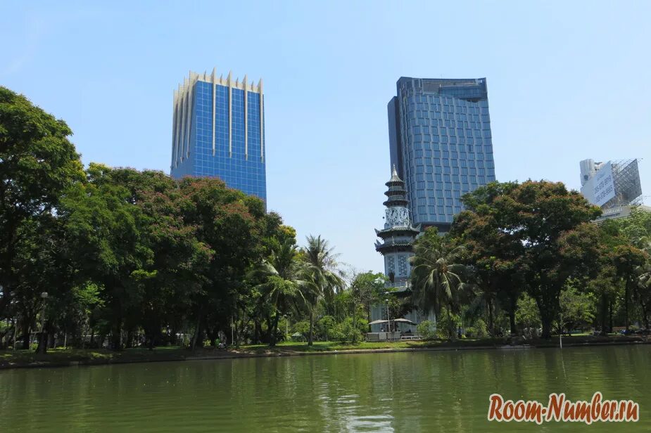 Люмпини бангкок. Парк Люмпини / Lumpini Park. Парк Люмпини Бангкок фото. Парк Люмпини Бангкок вараны.