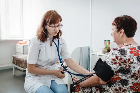 Лечение поликлинических больных