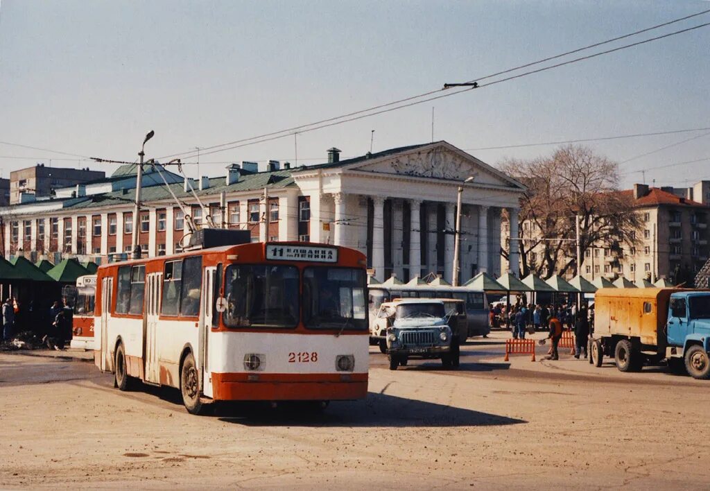 Саратов 2000 год. Саратов 80е. Саратов 1990 год. Саратов в 80-е годы.