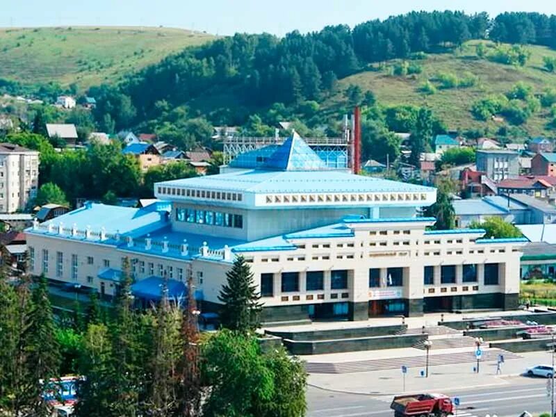 Нижний новгород горно алтайск. Республика Алтай Горно-Алтайск. Республика Алтай столица город Горно-Алтайск. Город Горно-Алтайск 2020. Горно Алтайск центр города.