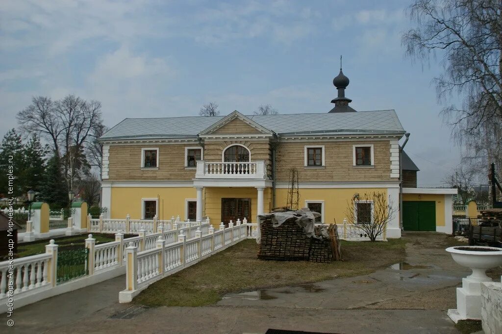 Село воскресенское. Село Воскресенское Ногинский район. Село Воскресенское Церковь. Село Воскресенское Ногинский больница. Воскресенское кладбище Ногинский район.