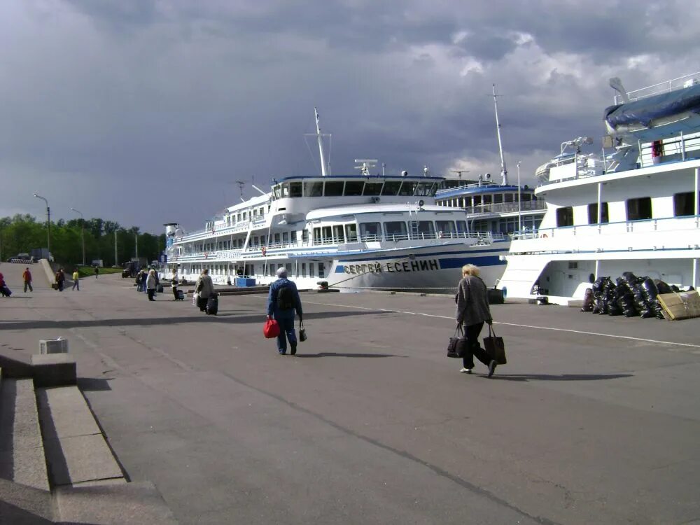 Причал речной вокзал, санкт-петербург. Речной вокзал санкт-петербург обуховской обороны 195. Речной вокзал спб обуховской обороны. Речной вокзал спб. Речной вокзал санкт-петербург обуховской обороны.