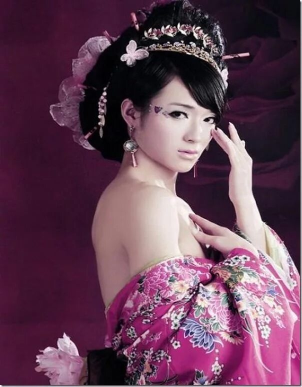Чжан цзыи zhang ziyi. Китайские женщины. Лю вэнь модель. Чжан цзыи фото. Красивые китайские девушки.