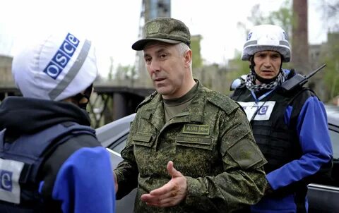 Командующий группировкой восток