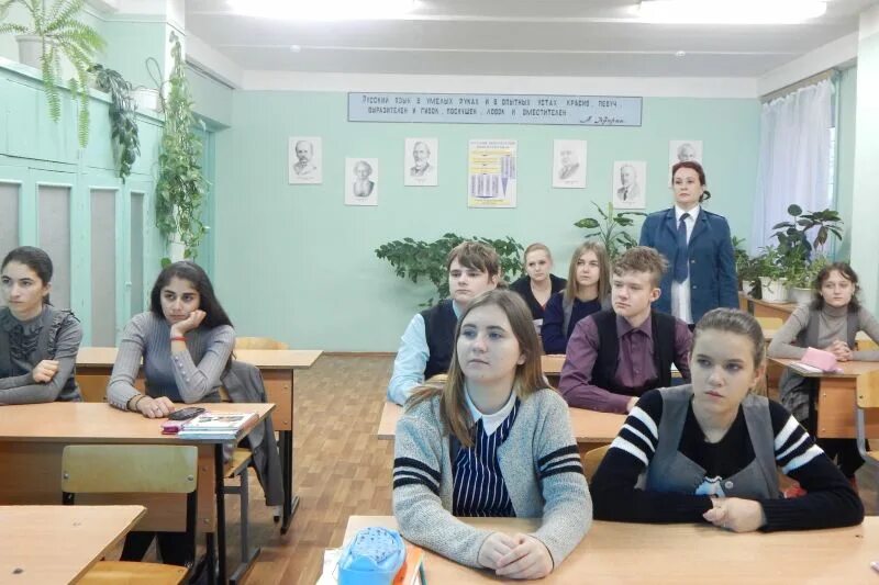 Сахарный завод залегощь орловская область. Школа 2 залегощь. Школа 2 залегощь. Школа 2 залегощь. Пгт залегощь школа.