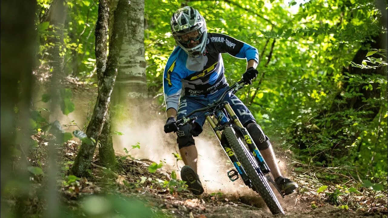 Intense 951 evo. Trail обзор. Даунхильная трасса. Mtb трейлы чебоксары. Biker in forest.