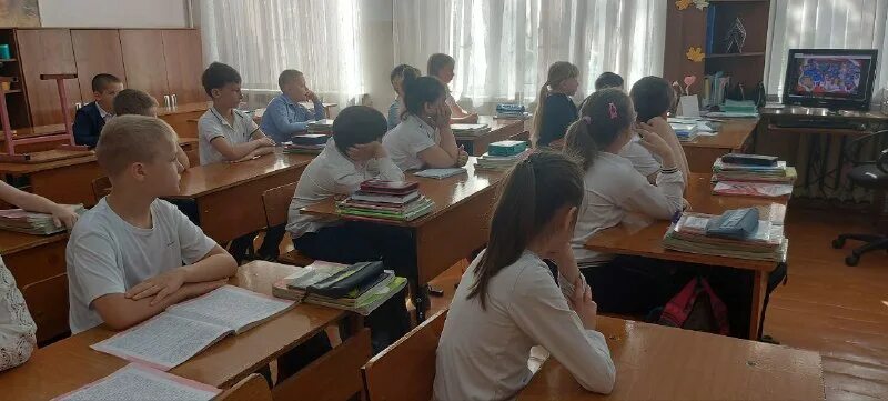 вечерняя школа апшеронск. первая школа. школа посёлка ключ жизни. директор 6 школы буденновск. рддм российское движение детей и молодежи.