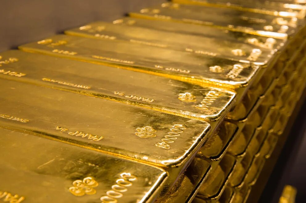 Золото уровни. Goldbarren. Золото Италии Tecnigold. Электрические уровень золота.