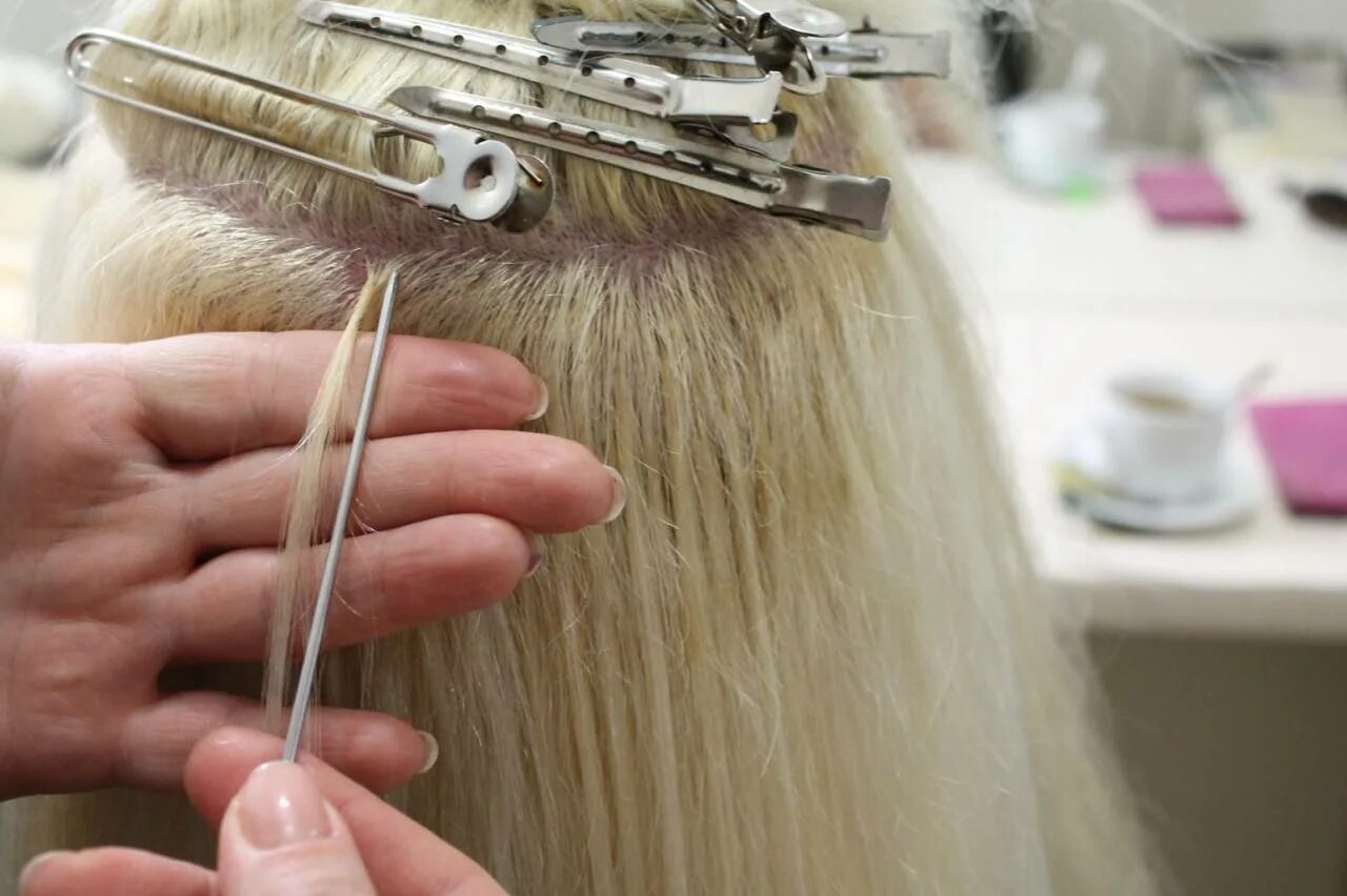 Как происходит наращивание. Микро нано капсульное наращивание волос. Микрокапсульное наращивание волос технология. Микро нано наращивание волос. Нанокапсулы. Микрокапсульное наращивание волос..