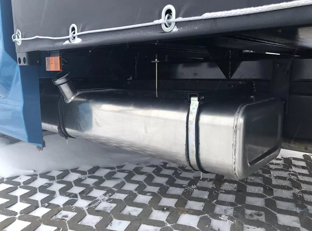 бак 120 литров на газель некст. бак на газель некст 100 литров. бак топливный газель некст. кронштейн бензобака газель 3302 пластиковый бак. бак топливный газель некст.