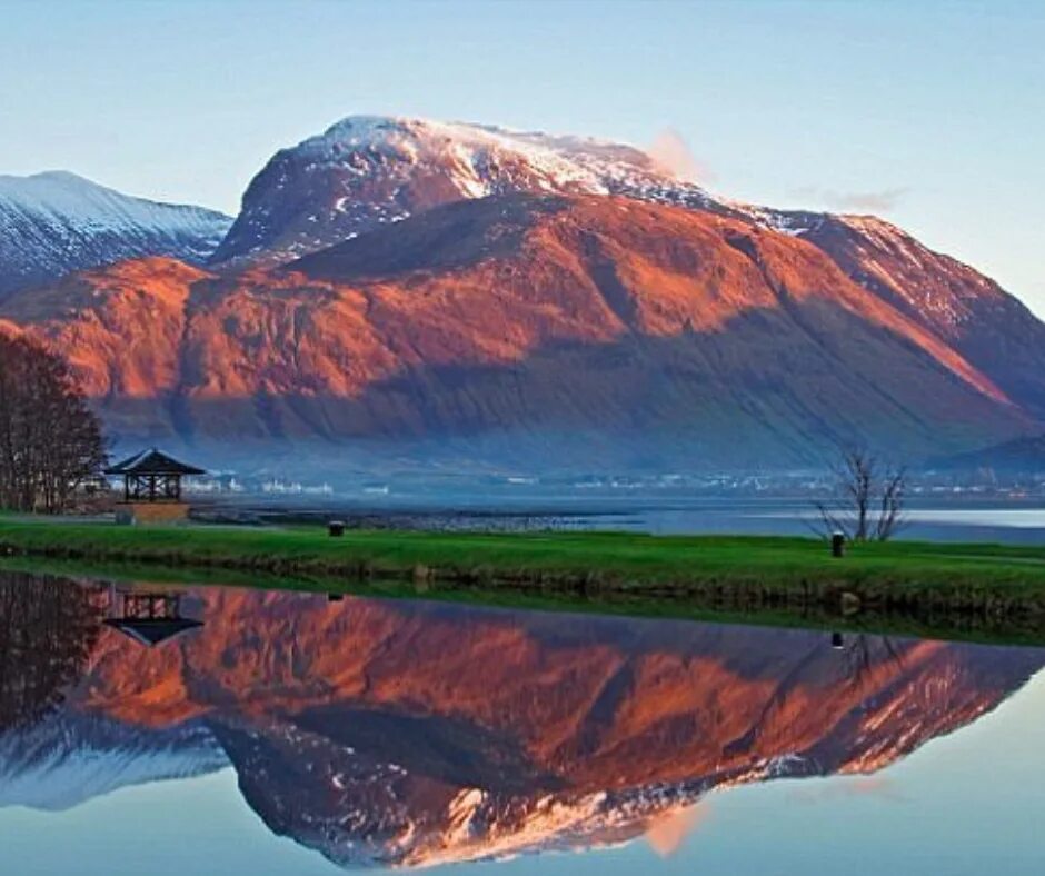 Mountains of great britain. Самая высокая гора Великобритании Бен Невис. Шотландская гора Бен Невис. Ben Nevis в Шотландии. Бен-Невис - самая высокая гора..