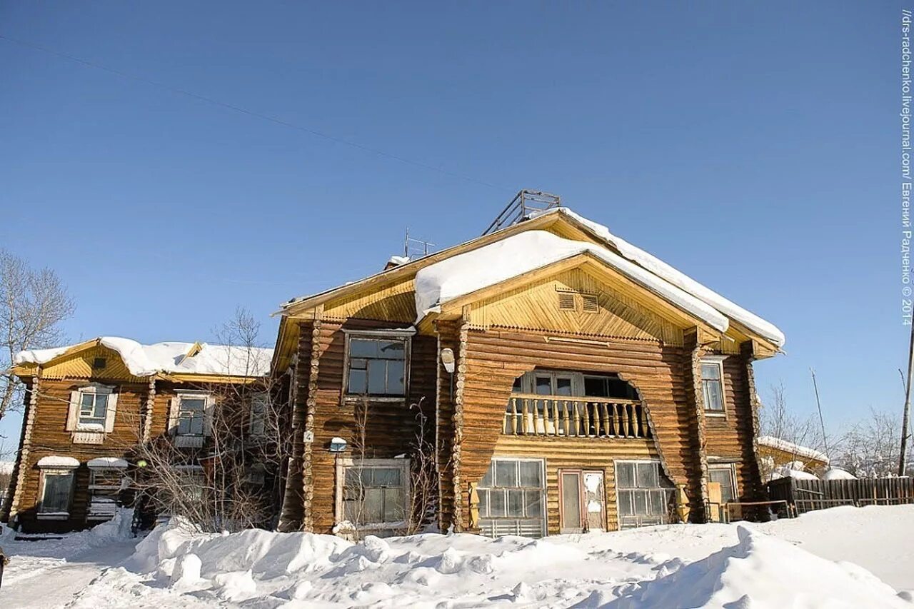 Сеймчан (посёлок городского типа). Магадан поселок сеймчан. Сеймчан 2022. Поселок сеймчан колыма. Сеймчан аэропорт аэровокзал.