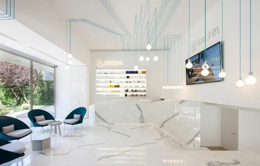 Beauty center entry outfeed. Салон beauty salon glow. Бьюти центр московский тц. Beauty centre отзывы. Beauty centre отзывы.