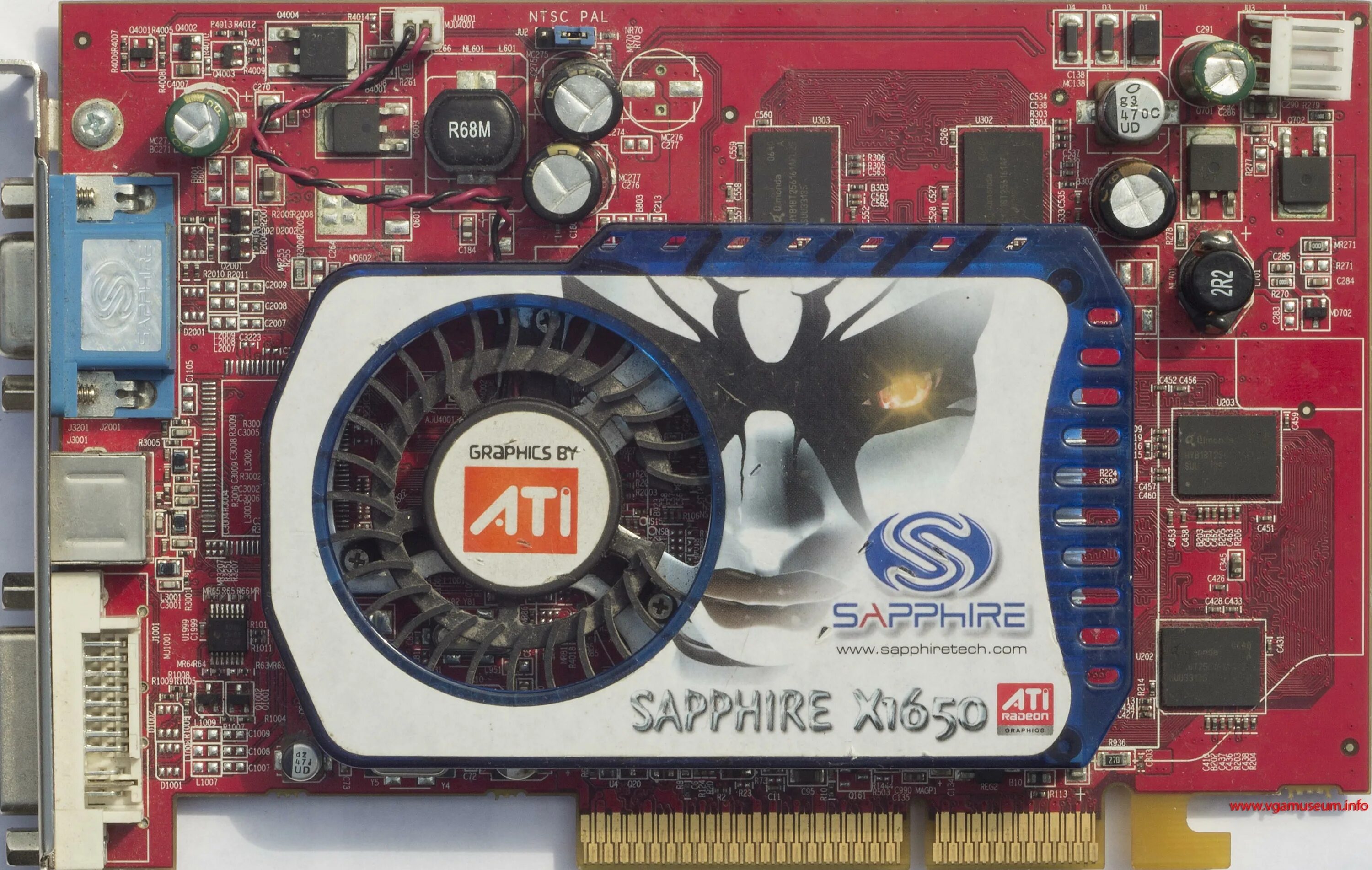 Сайт ati radeon. Sapphire Radeon x1650xt 256mb. ATI Radeon x1650 XT. Видеокарта сапфир x1650. ATI Radeon x1650 Pro.