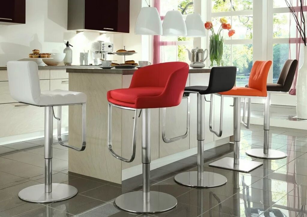 Лучшие стулья для кухни. Барный стул. Стулья для кухни. Барные стулья в интерьере. Барный стол.