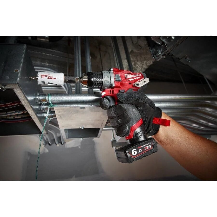 Милуоки fpp2a2 602x. Шуруповерт Milwaukee m12 fuel. Дрель-шуруповерт аккумуляторная m12 FDD-202x fuel (li-ion2aч). Milwaukee m12 FDD-0. Шуруповерт Milwaukee fuel м12 FDD.