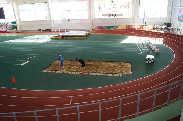 Легкоатлетический манеж уор пенза. Манеж уор пенза. Лёгкоатлетический манеж училища олимпийского резерва пенза. Манеж пенза. Манеж училища олимпийского резерва пенза.