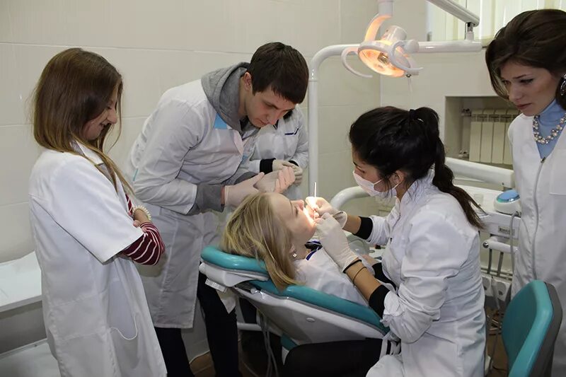 Мед колледж стоматология. Стоматологический колледж 1 Москва. Образование стоматолога. Обучиться на стоматолога.