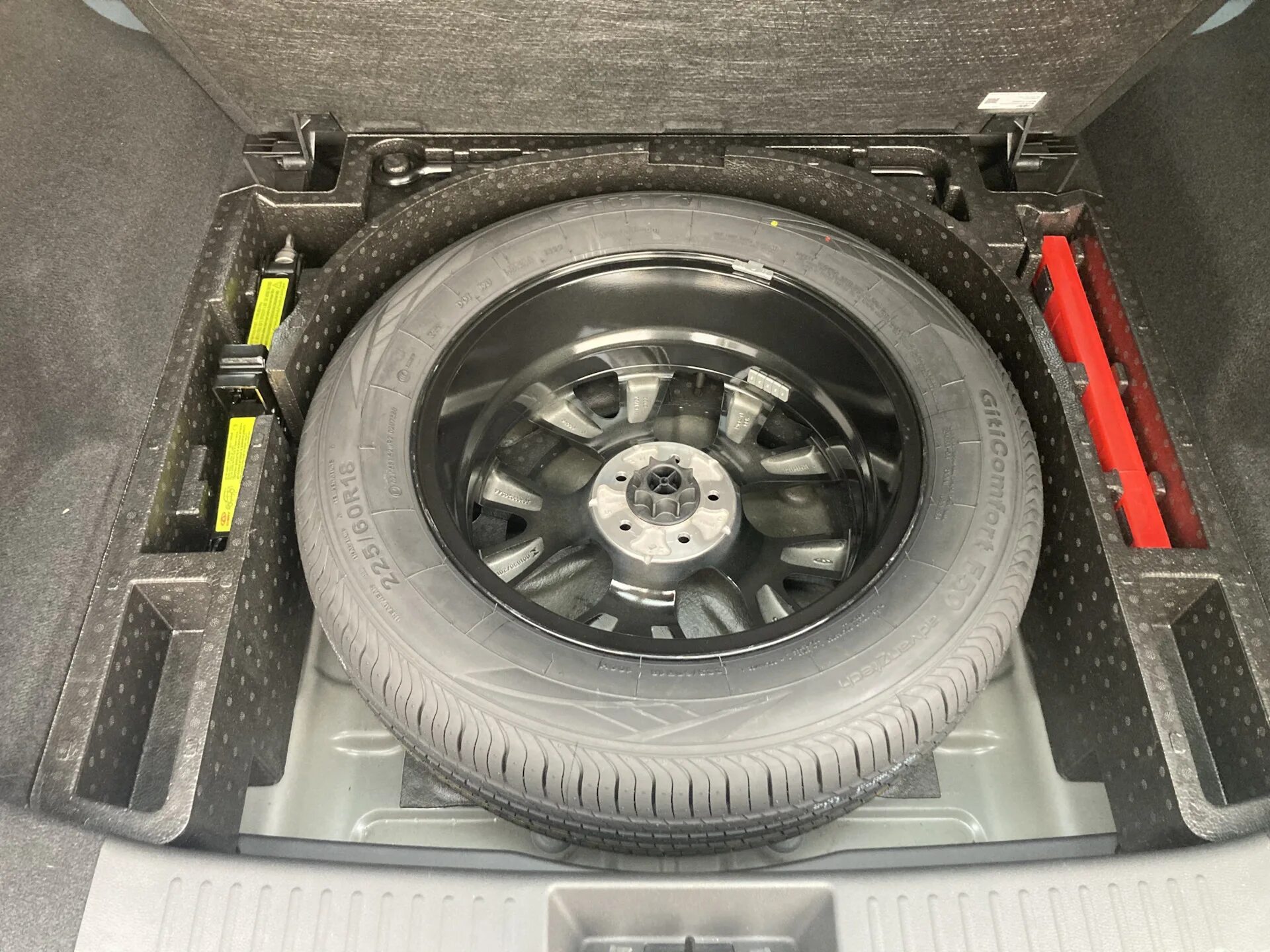 Магазин запасное колесо. Магазин запасное колесо. Докатка porsche. Магазин запасное колесо. Докатка r15 фф3.