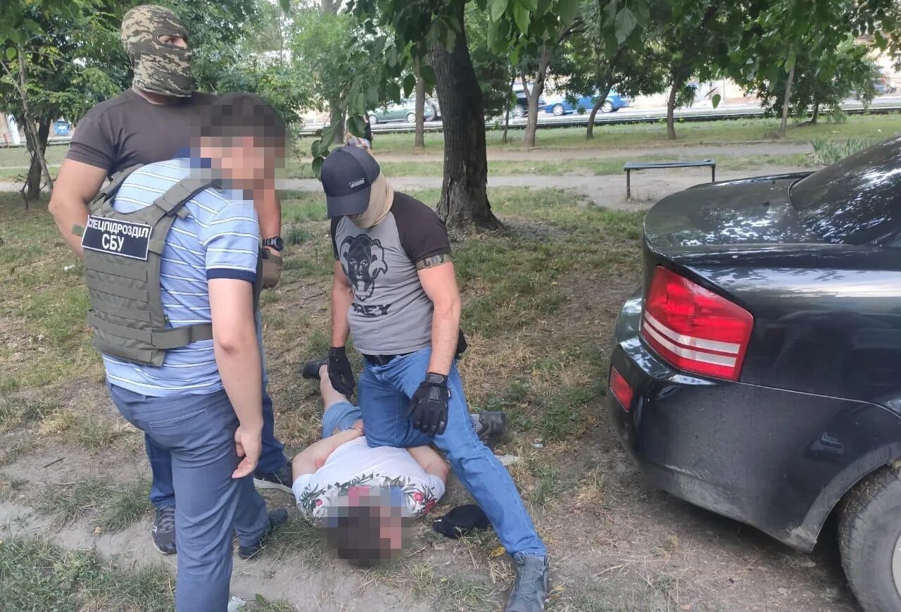 Где бандит украл девушку. Где бандит украл девушку