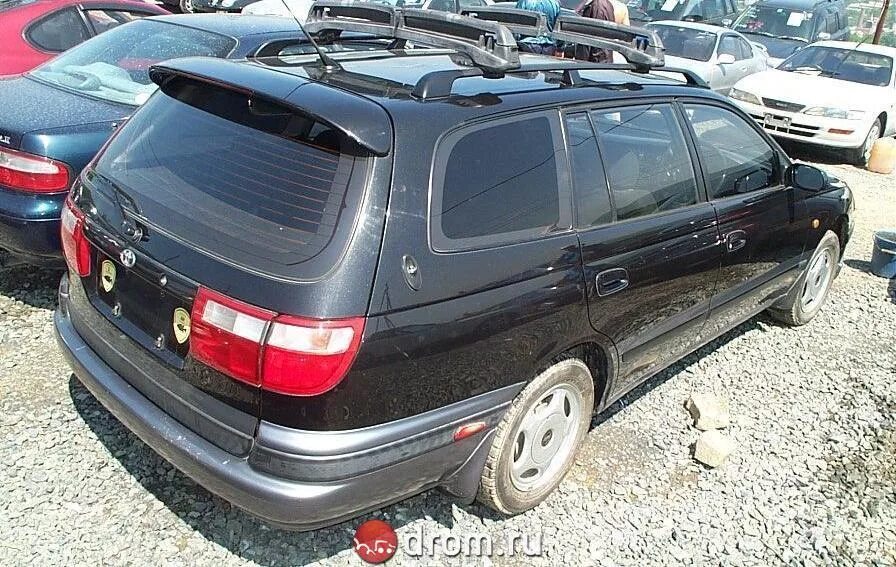 Тойота калдина поколения. Toyota Caldina 1992. Тойота Калдина st195. Toyota Caldina 1997 универсал. Тойота Калдина 1997 St 195.