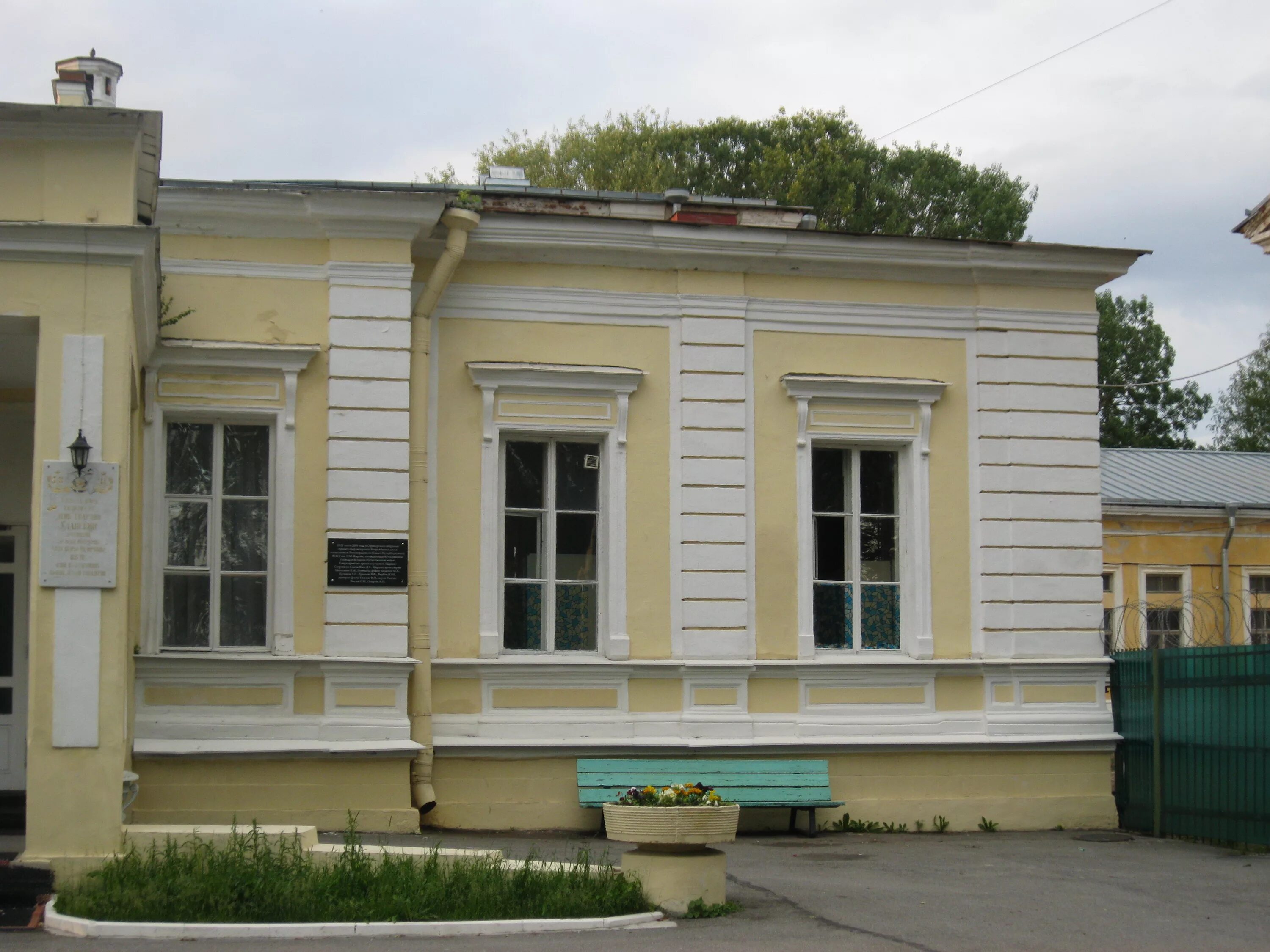 Петергофская улица петергоф. Петергоф константиновская 25 военная поликлиника. константиновская 25 петергоф. константиновская улица петергоф. константиновская ул 4 петергоф.