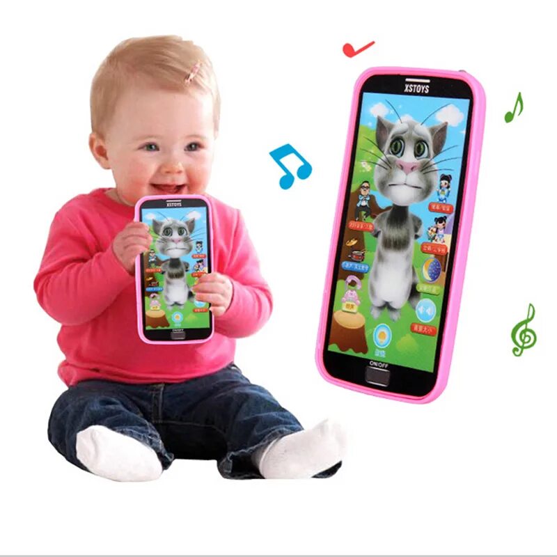 Телефоны для мальчиков 7. Малыш со смартфоном. Игрушки для детей. Игрушечный смартфон. Телефон детский.