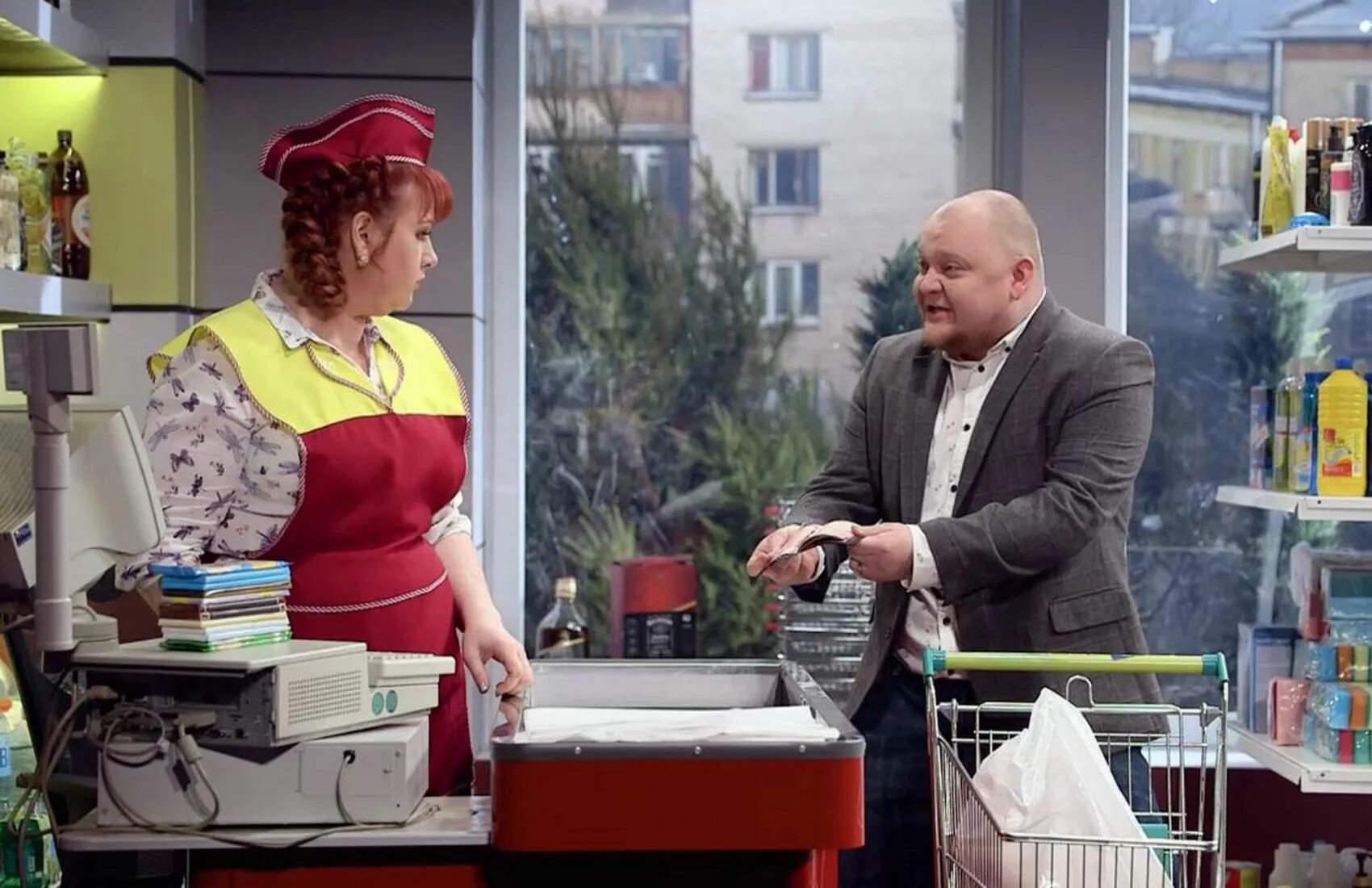 Once store. Блошиный рынок в геленджике где находится. Once store. Однажды в россии в магазине. Блошиный рынок римская.