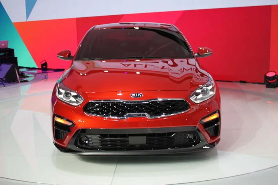 Кия 5 поколения. Новая Киа Рио 2023. Kia Forte 2019. Kia Forte хэтчбек 2019. Новая Киа Рио 2022.