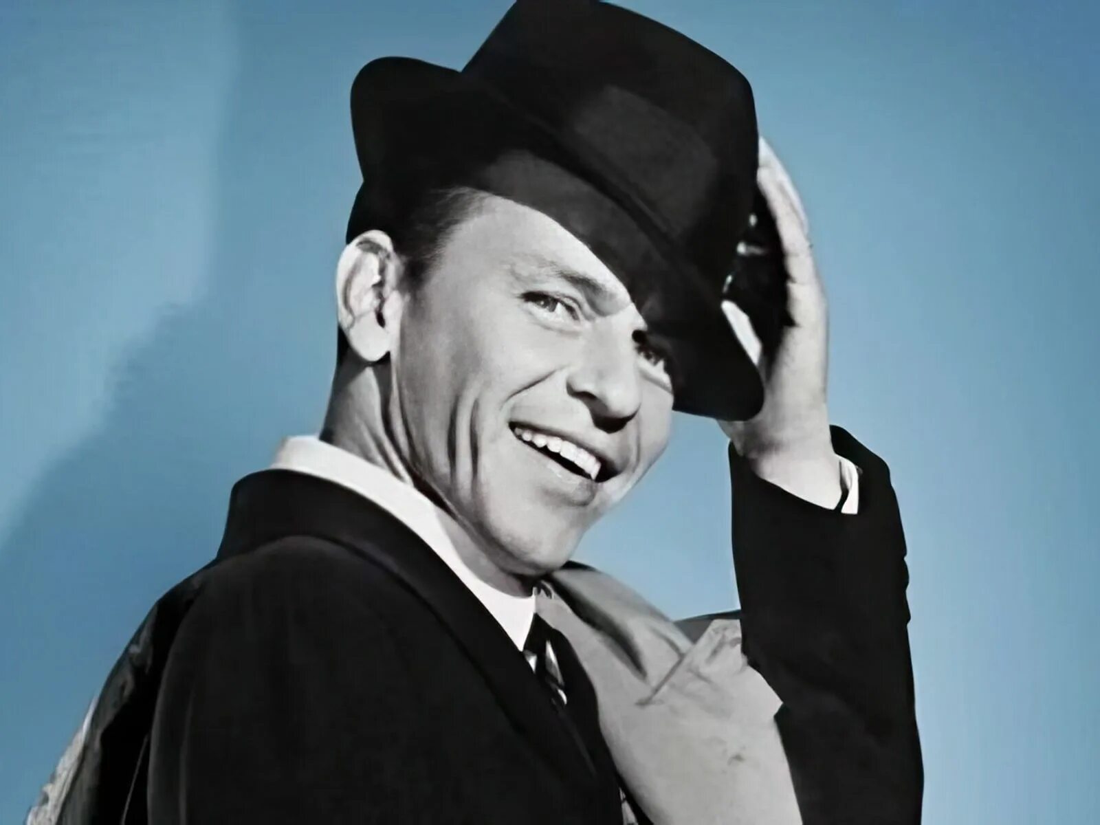 Поет фрэнк синатра. Фрэнк. Frank Sinatra. Фрэнк Синатра джазовый исполнитель. Фрэнк Синатра 1998.