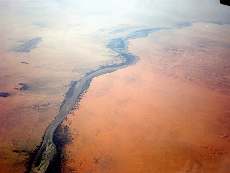 Вади пересыхающие реки Африки.