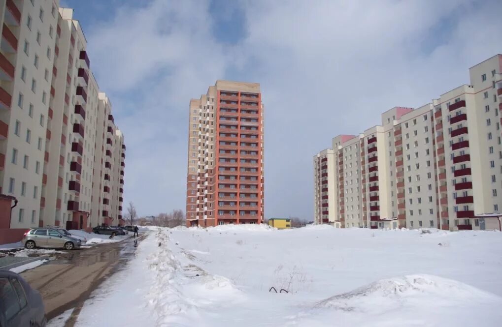Жк волгарь самара фото. Жк волгарь самара. Дом волгаре самара. Петра алабина 2 самара волгарь. Дом волгаре самара.