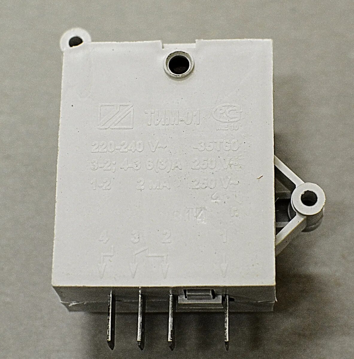 таймер тим-01 оттайки для холодильников. таймер тим-01 stinol, механический, dbzc 625-1g2. таймер оттайки индезит тим-01. таймер холодильника индезит тим-01. таймер холодильника индезит ноу фрост.