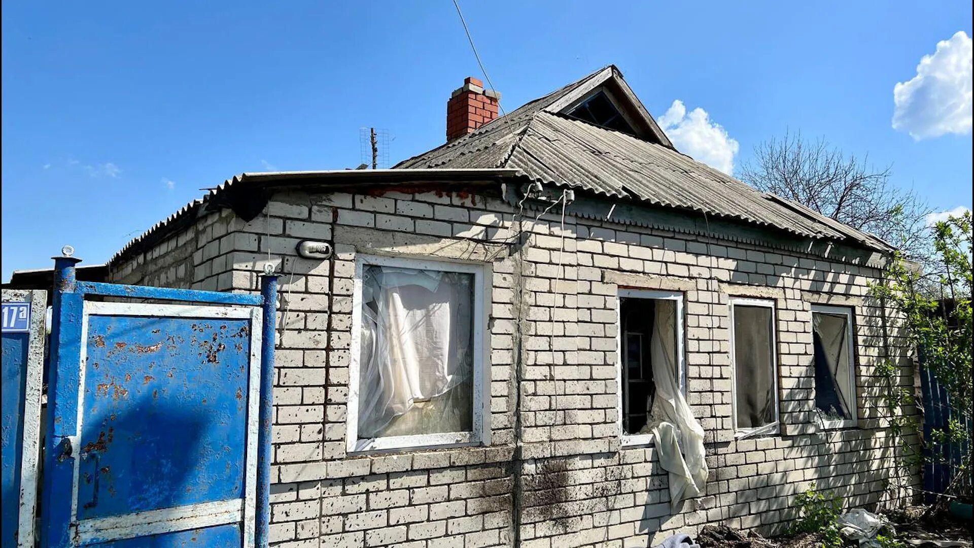 Разрушенные дома. Село муром белгородская область. Белгород бомбежка 2022. Обстрелы белгорода 2023. Муром белгородская область обстрел.