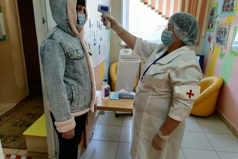 Инспектор санитарно эпидемиологического. Медицинские инспекторы фото. Спеціалізований будинок дитини №1 одесса скандал. Медицинский инспектор. Медицинские инспекторы фото.