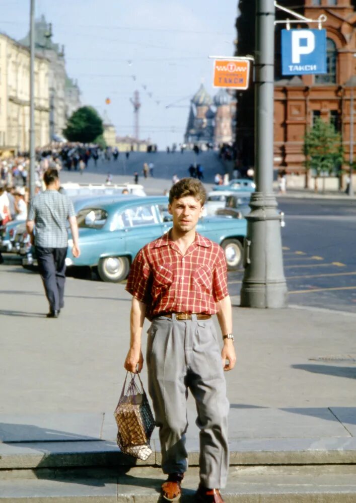 В советское время мужчины. Хаммонд Москва лето 1964. Снимки Томаса Хаммонда в СССР.