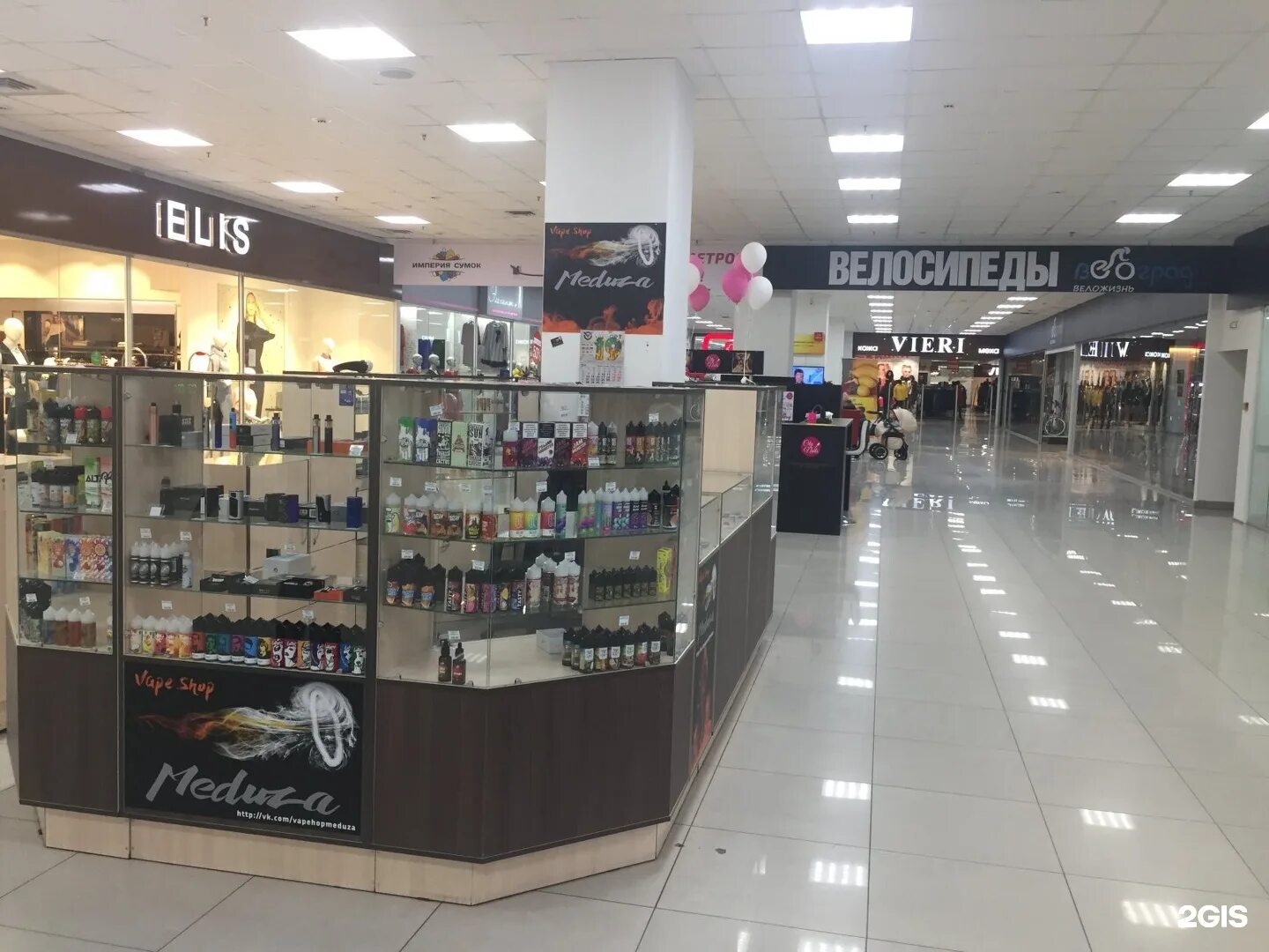 магазин легенда набережные челны. магазины смартфонов набережные челны. магазин днс набережные челны. тукая 93/100 набережные челны. логотипы торговых сетей.