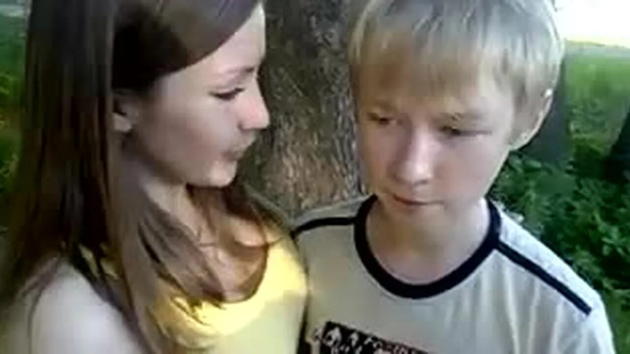 Minet сестры младшей. отсасывает младшему брату видео. младшая сестренка в телеграм. заставил сестру. сестренка у братика телеграмм.