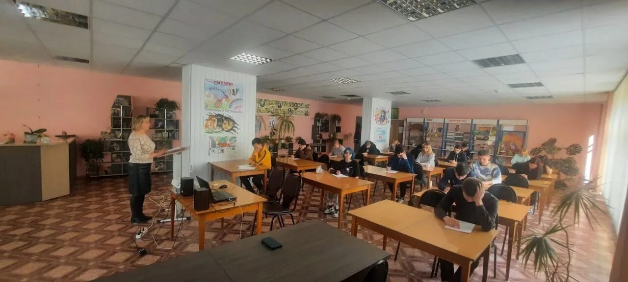 к рокоссовского. свободинский аграрно технический техникум. студенты технологического колледжа. свободинский аграрно-технический техникум им к. свободинский техникум золотухинский район курская область.