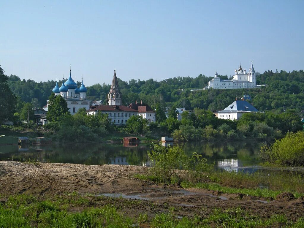 Город на берегу клязьма