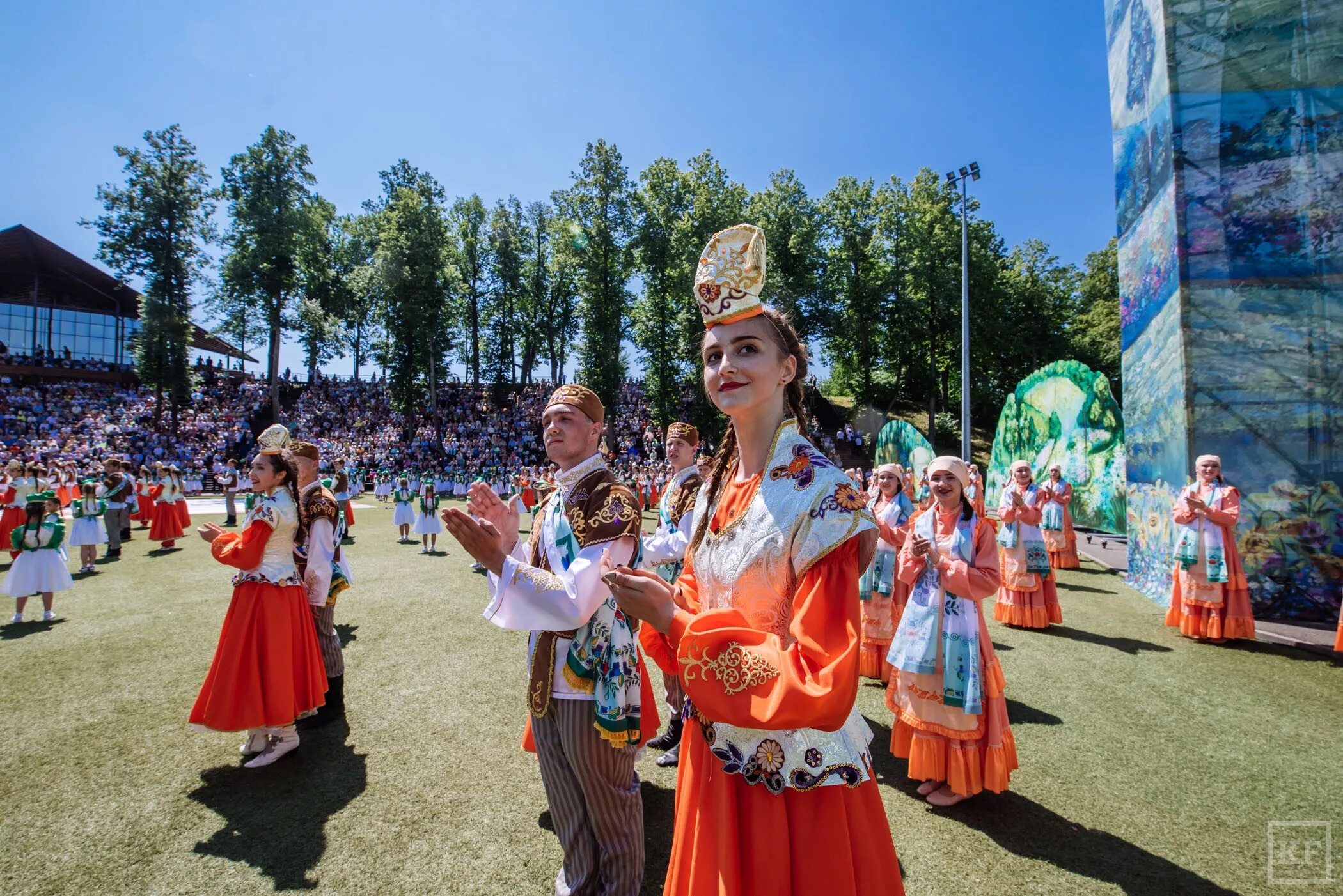 Какой праздник в татарстане. Сабантуй Казань. Татарстана национальные Сабантуй. Татары Казанские Сабантуй. Татарстан Казань Сабантуй.