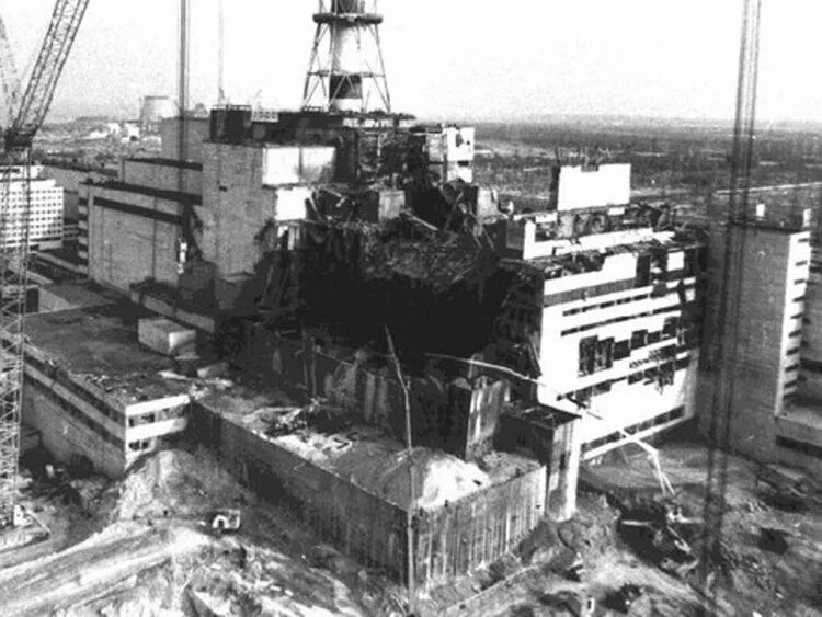 В каком году случилась чернобыльская катастрофа. Чернобыльская АЭС 1986. Чернобыльская АЭС 1986 реактор. 4 Энергоблок Чернобыльской АЭС 1986. Чернобыль 26.04.1986 взрыв.