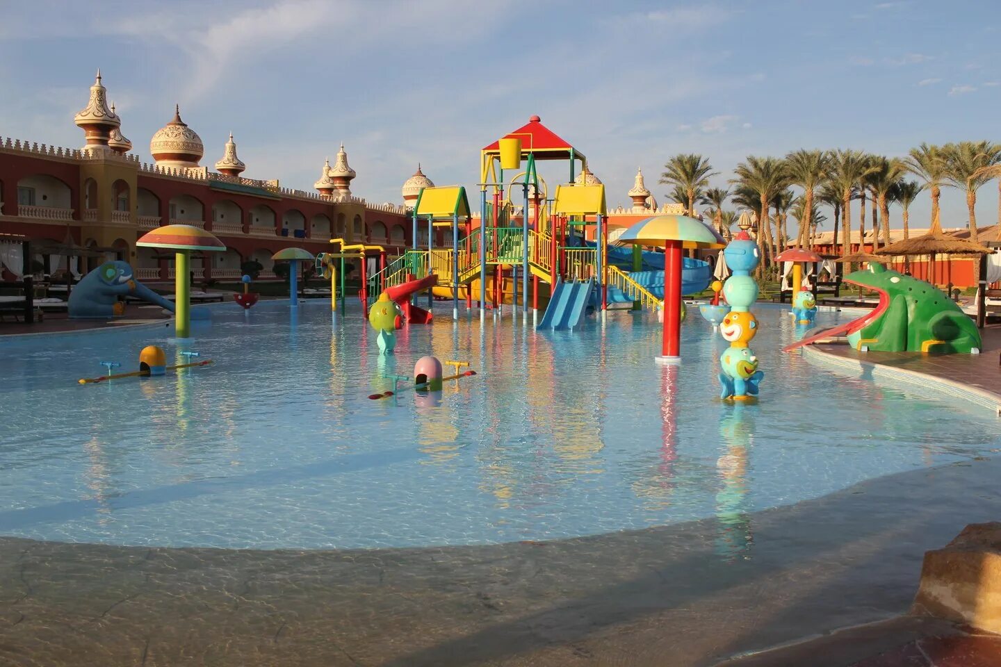 Отель альбатрос аквапарк хургада. Альбатрос аквапарк хургада 4 звезды. Пик альбатрос аквапарк хургада. Альбатрос в хургаде где 1001 ночь. Albatros aqua park hurghada 4 египет хургада.