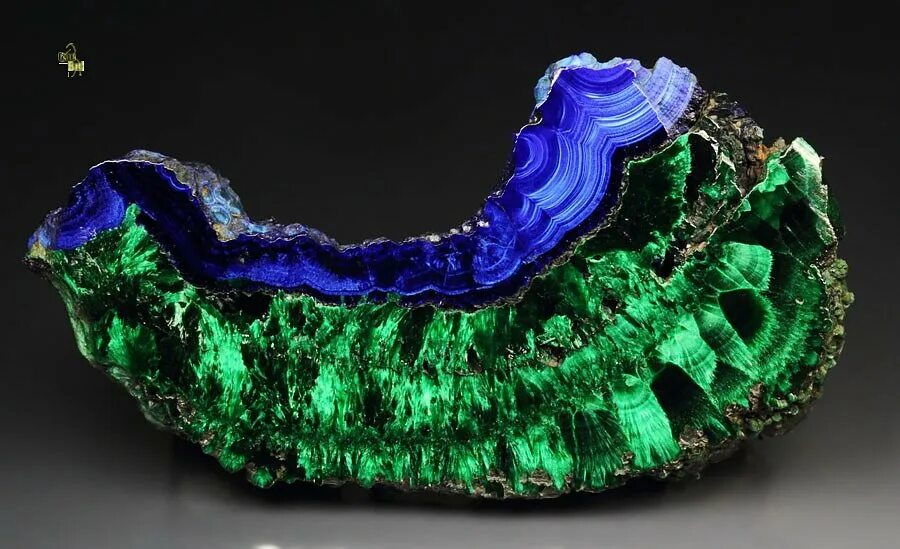 Смитсонит (цинковый шпат). Болдер опал. Торбернит уран. Торбернит уран. Торбернит уран.