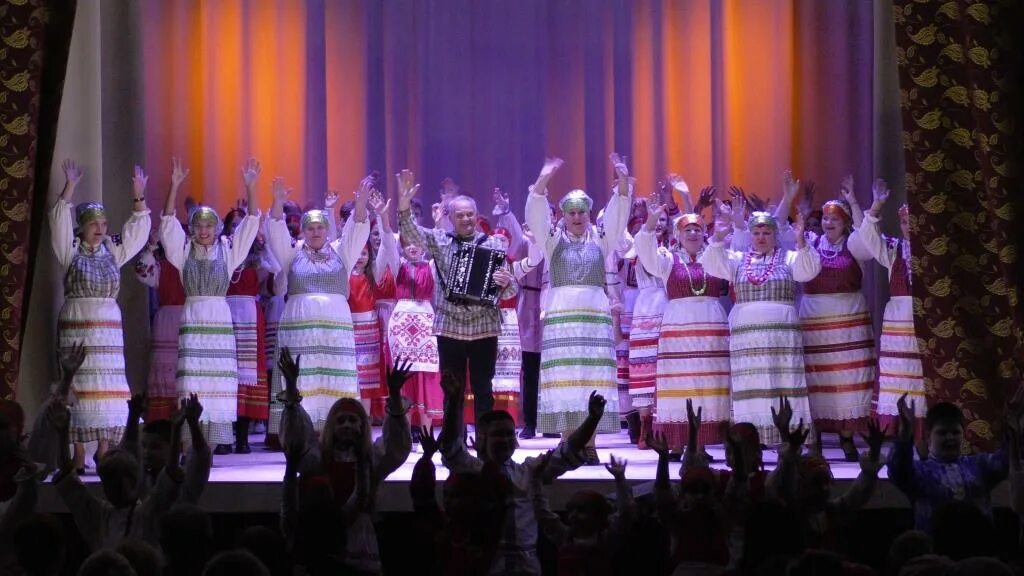 Кряшенский ансамбль. Рдк 6. Регулятор давления конденсации рдк-8. Рдк кукмор театр. Новое поколение дк орджоникидзе.