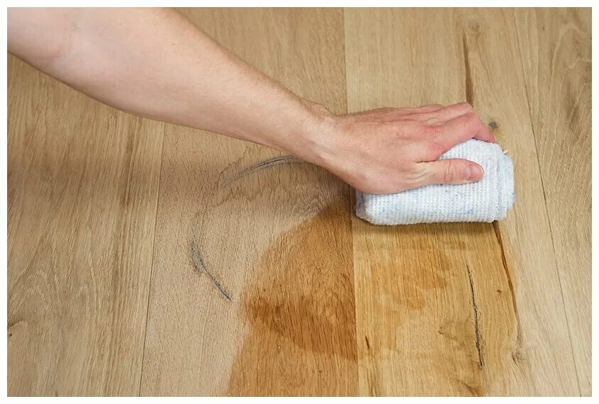 выводить пятна линолеума. ламинат протерся. пятна на линолеуме. выводить пятна линолеума. черные пятна на линолеуме.