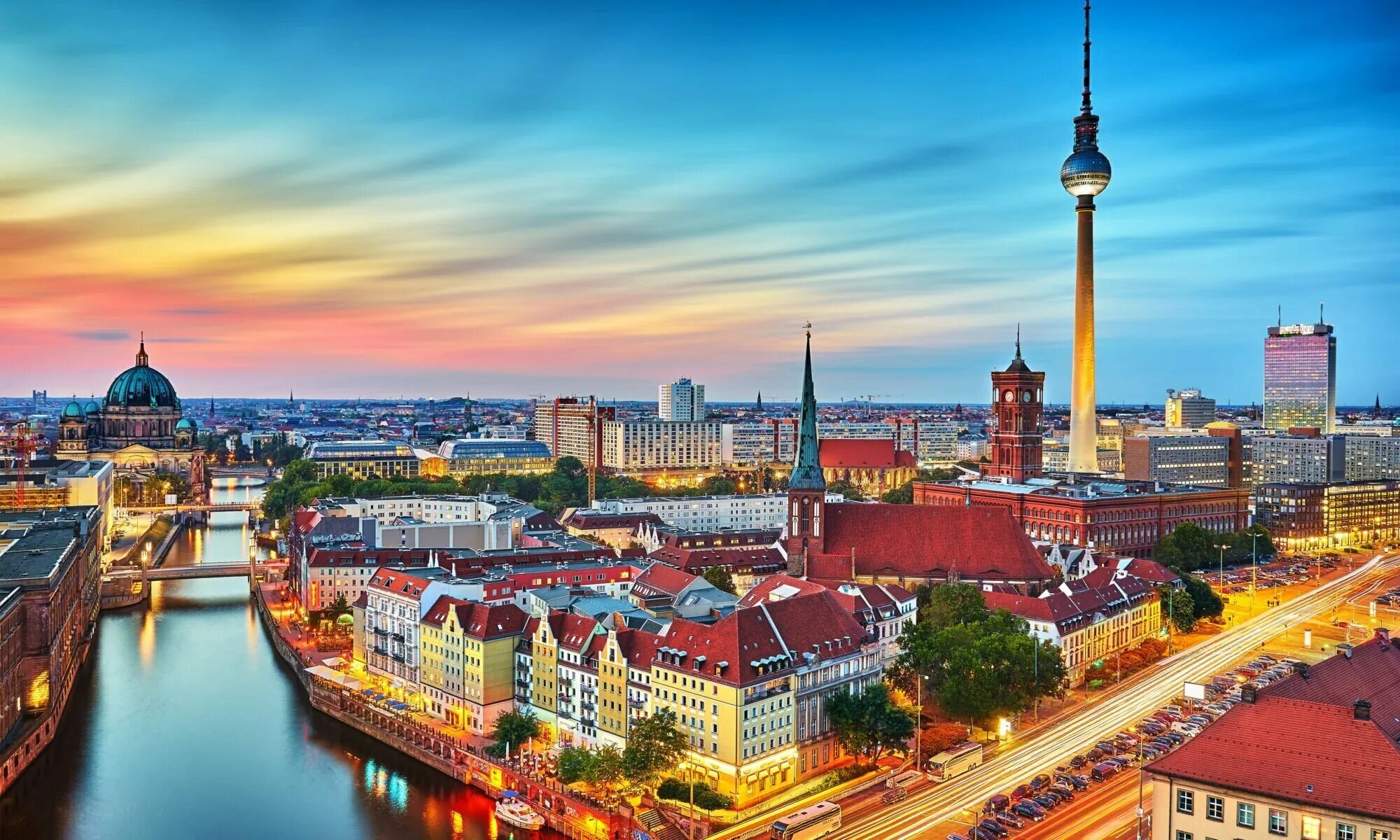 Capital city of germany. Берлин мультикультурный город. Capital city of germany. Берлин столица. Берлин панорама.